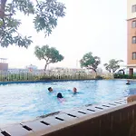 Comfortable And Cozy Living 2Br At Lagoon Bekasi Town Square Apartment By Travelio